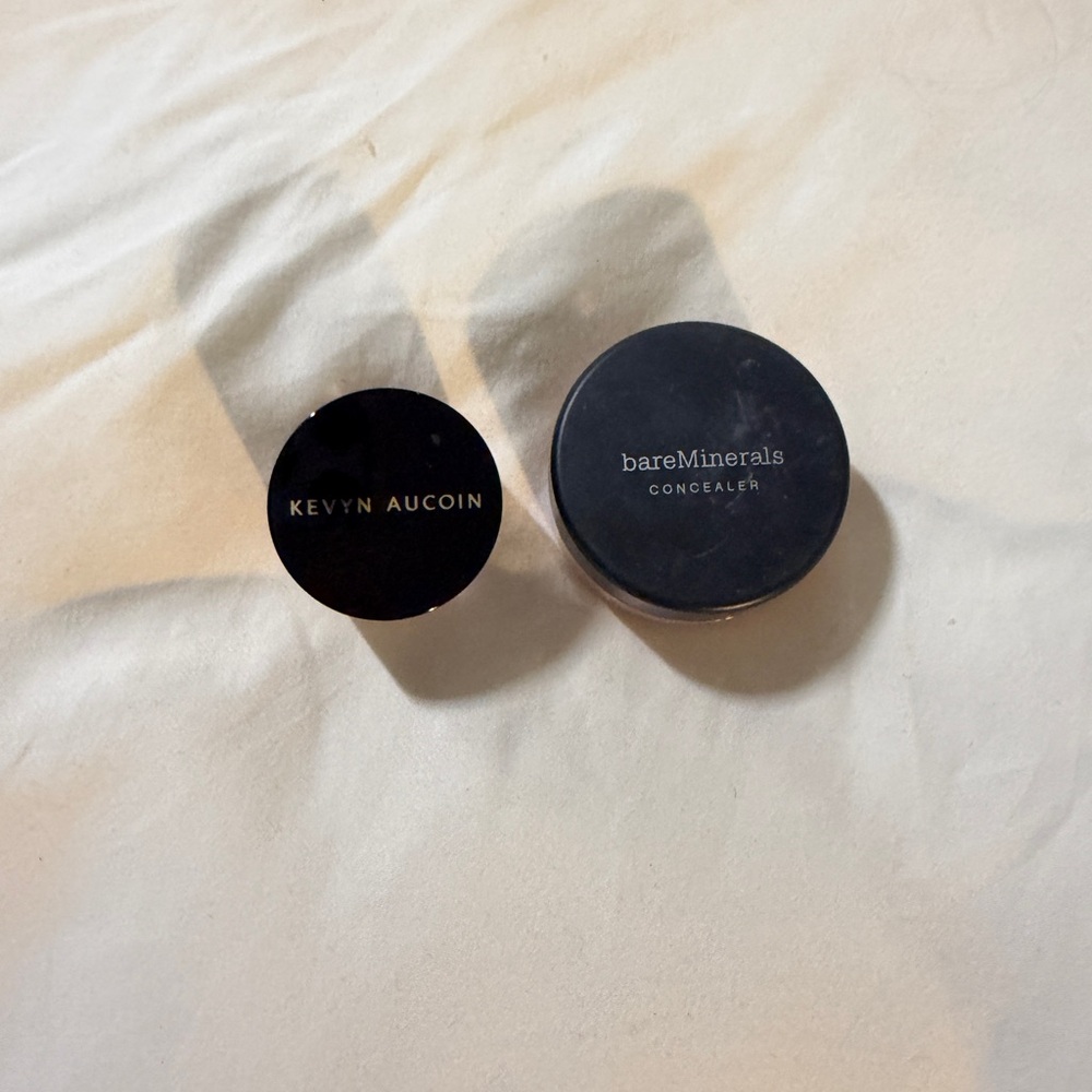 bareMinerals Concealer powder and Kevyn aucoin cream concealer